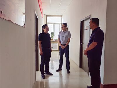 王志成深入調(diào)研駐縣企業(yè)運(yùn)營管理，聚焦圖書刊物銷售產(chǎn)業(yè)發(fā)展